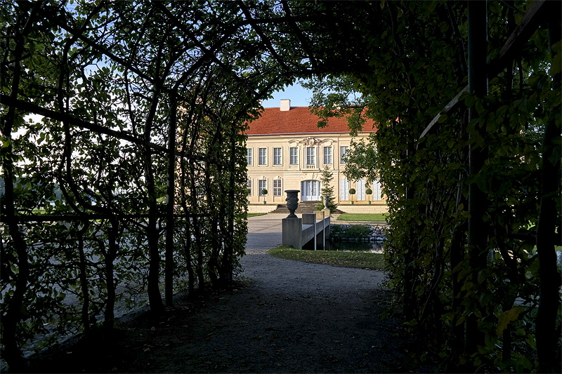 Haus Mecklenburgische Seenplatte SAM_3373 als Smart-Objekt-1 Kopie.jpg - Ankunft am  Rheinsberger Schloss